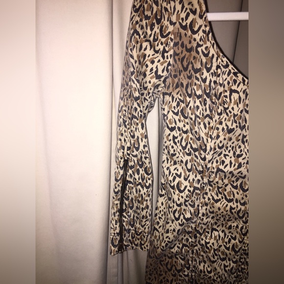 🚨MUST BUNDLE🚨 Charley 5.0 Cheetah 🛼🪩💿 Print Bodycon Dress - Picture 7 of 11